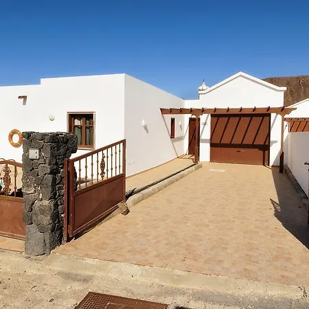 Okley Private Pool Вилла *